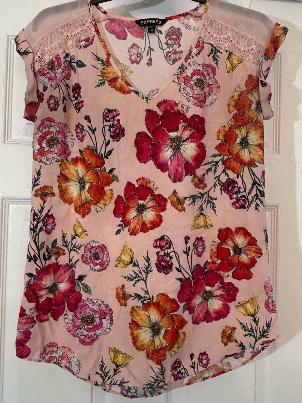 Express Floral blouse with lace and chiffon shoulder details size xs